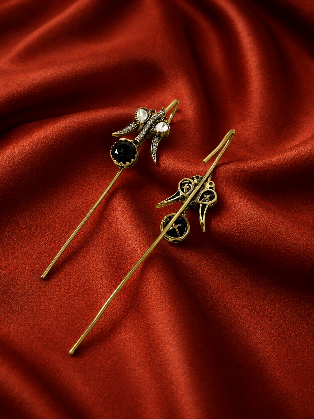 Humsafar Stone Statement Ear Cuff