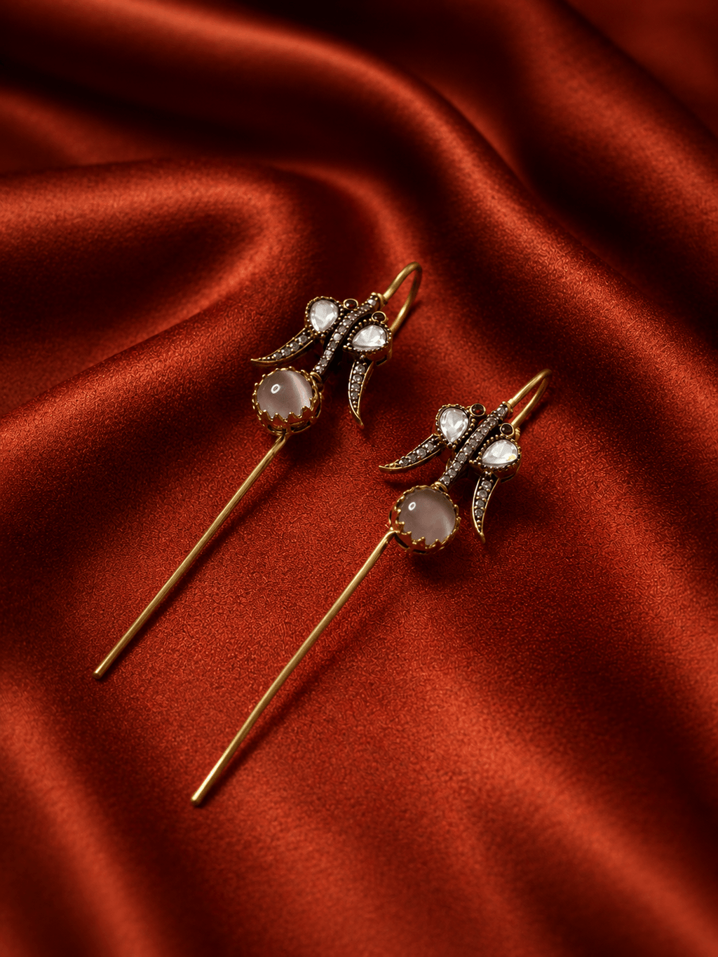 Humsafar Stone Statement Ear Cuff