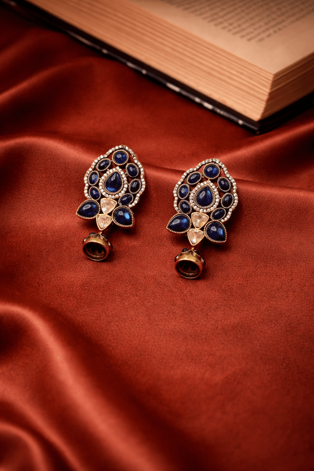 Gulnaar Stone Statement Hasli set