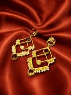 Naaz Stone Statemnt Earrings