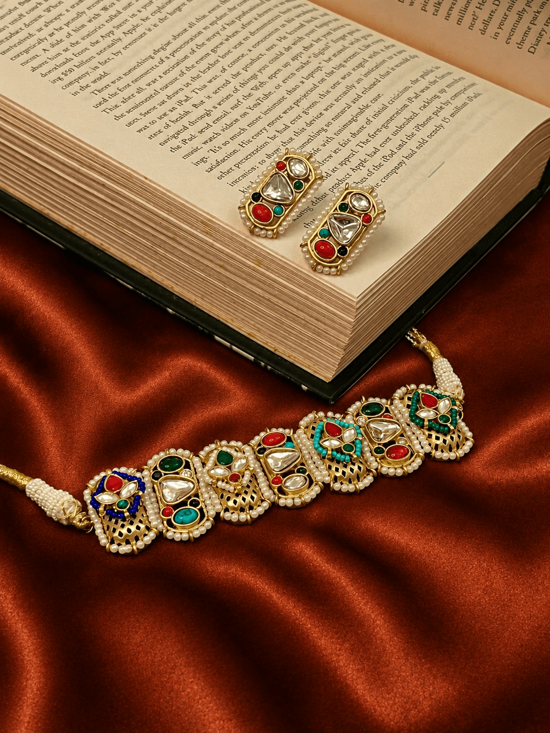 Kashish Pachi Kundan Choker Set