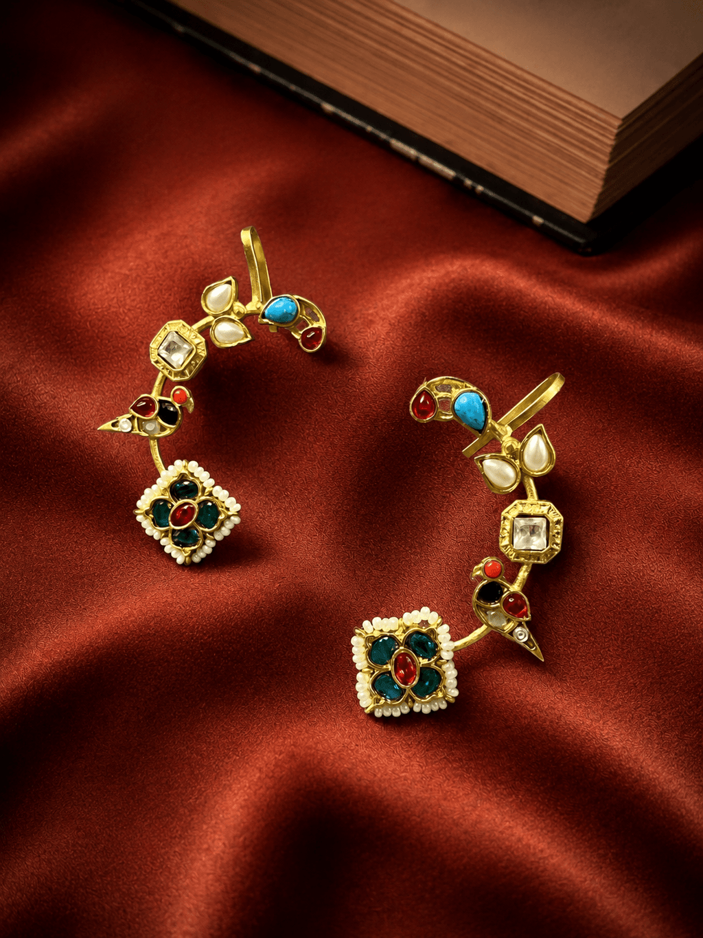 Rajasi Pachi Kundan Ear Cuff