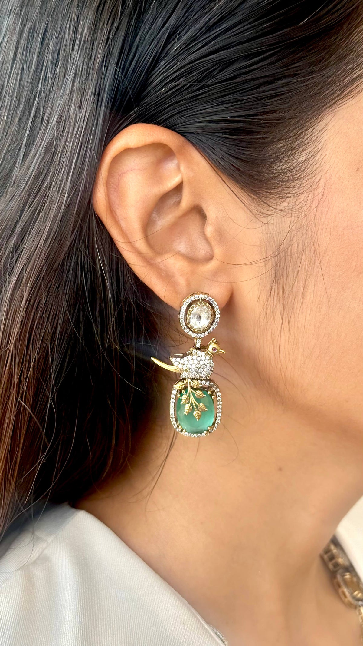 Aangan Stone Statement Necklace Set- Mint